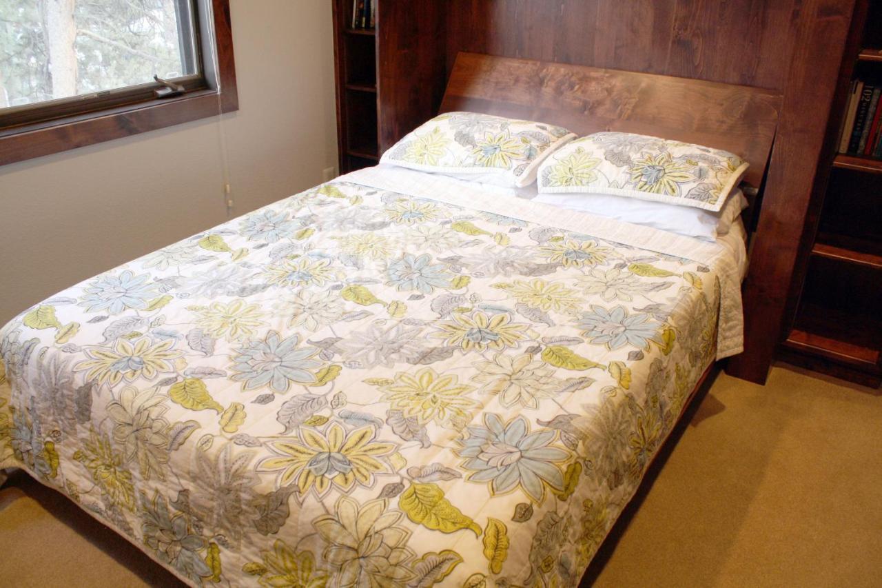 Pinecreek #E - 3 Bedroom - Pool And Hot Tub Access - Close To Town - Shuttle To Slopes Breckenridge Eksteriør bilde