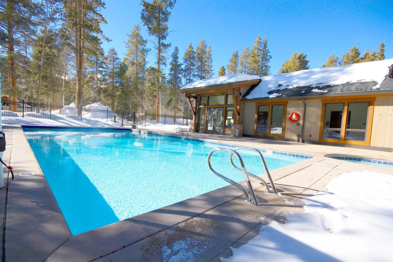 Pinecreek #E - 3 Bedroom - Pool And Hot Tub Access - Close To Town - Shuttle To Slopes Breckenridge Eksteriør bilde